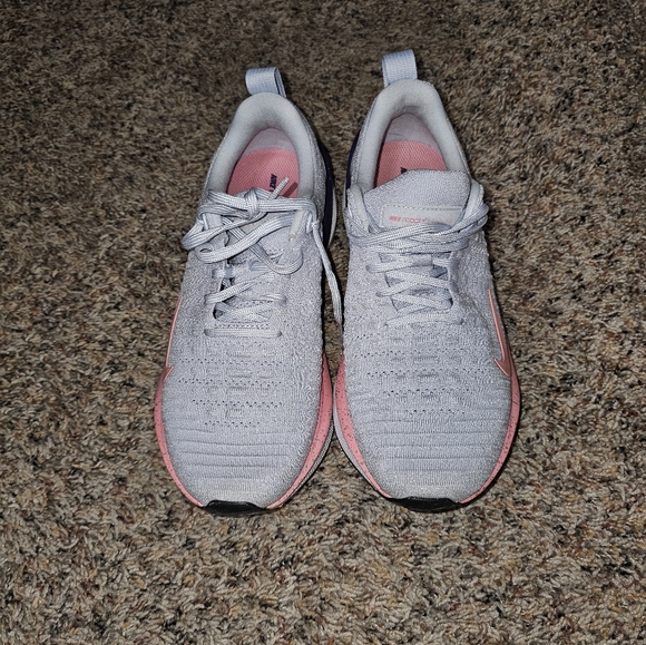 Nike Infinity React 4 - Picture 1 of 3